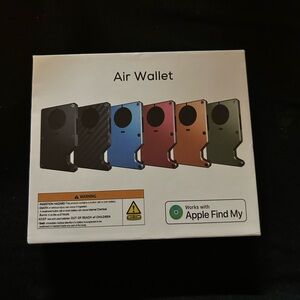 Air Wallet with Apple Find My Feature